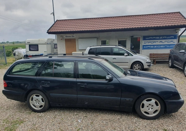 Mercedes-Benz Klasa E cena 10900 przebieg: 182900, rok produkcji 2000 z Miejska Górka małe 67